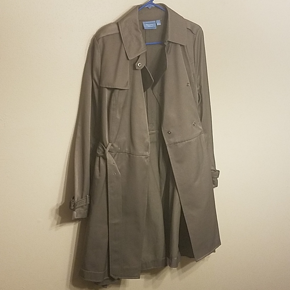 SimplyVera Wang trench style coat